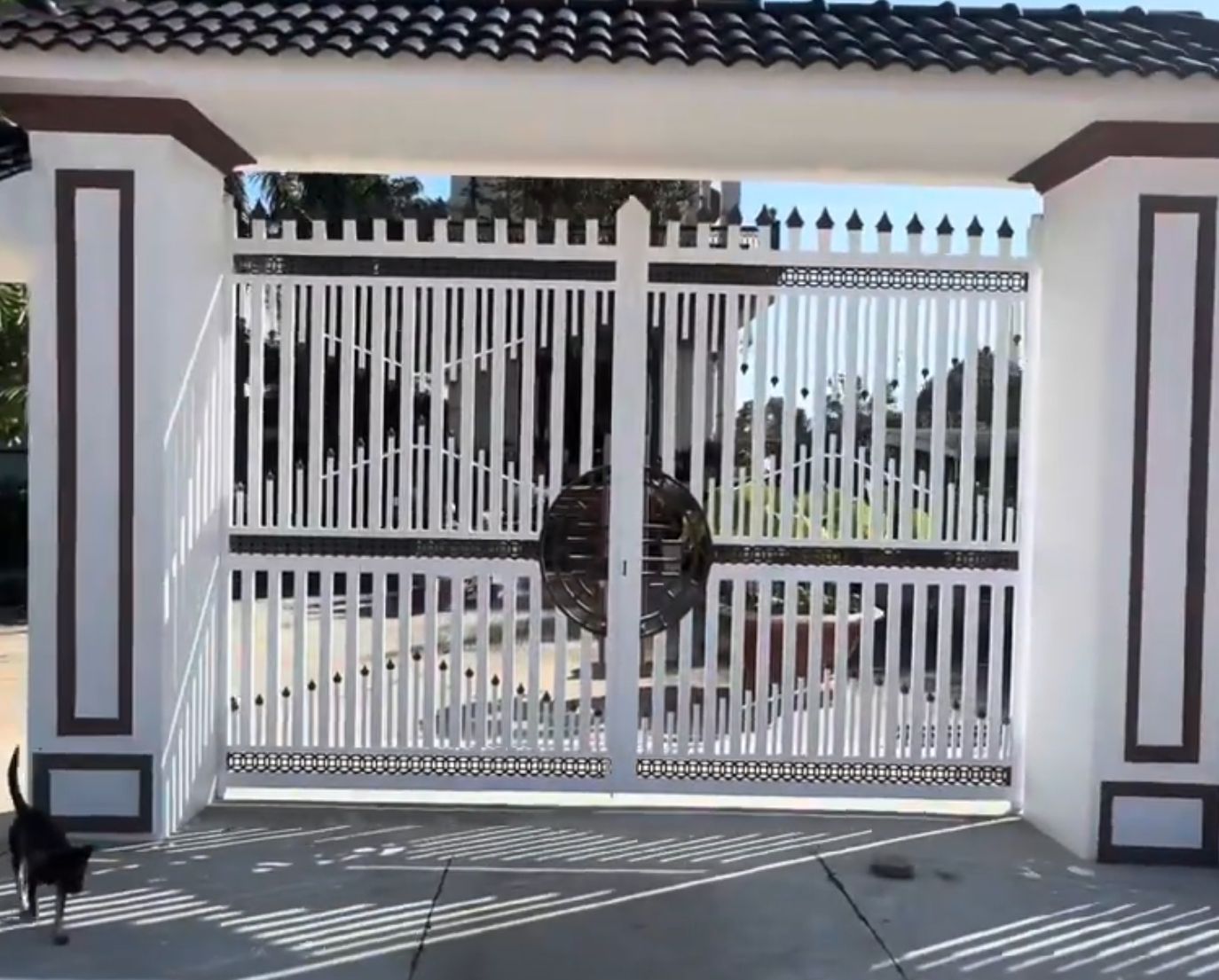 cửa cổng đẹp 14