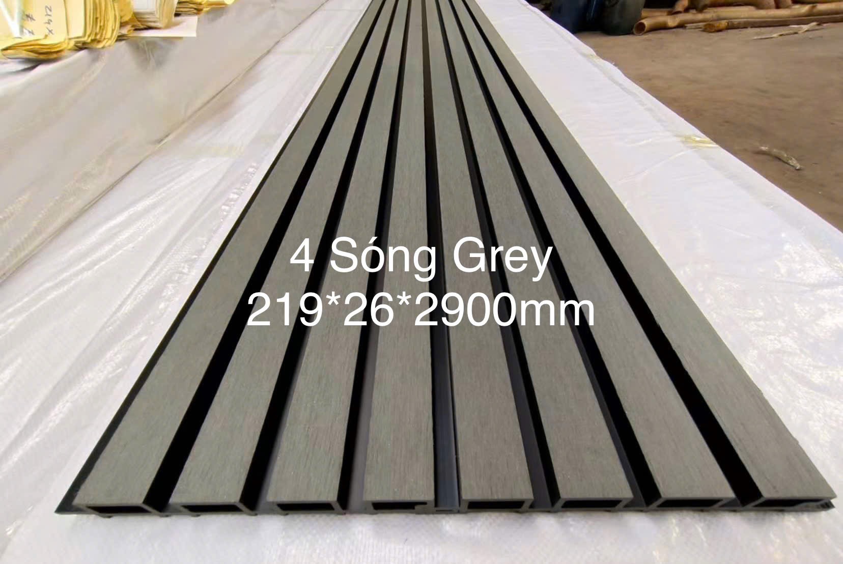 Tấm ốp ngoài trời 219*26*2900 .